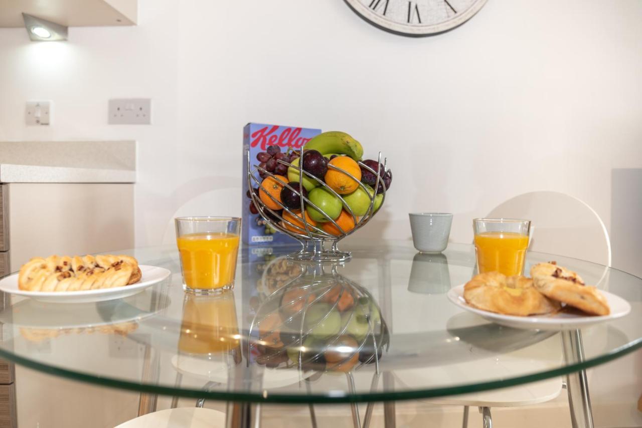 Spacious City Center Apartment By Smart Apartments Short Lets & Serviced Accommodation Apartment Southampton With Free Wifi מראה חיצוני תמונה