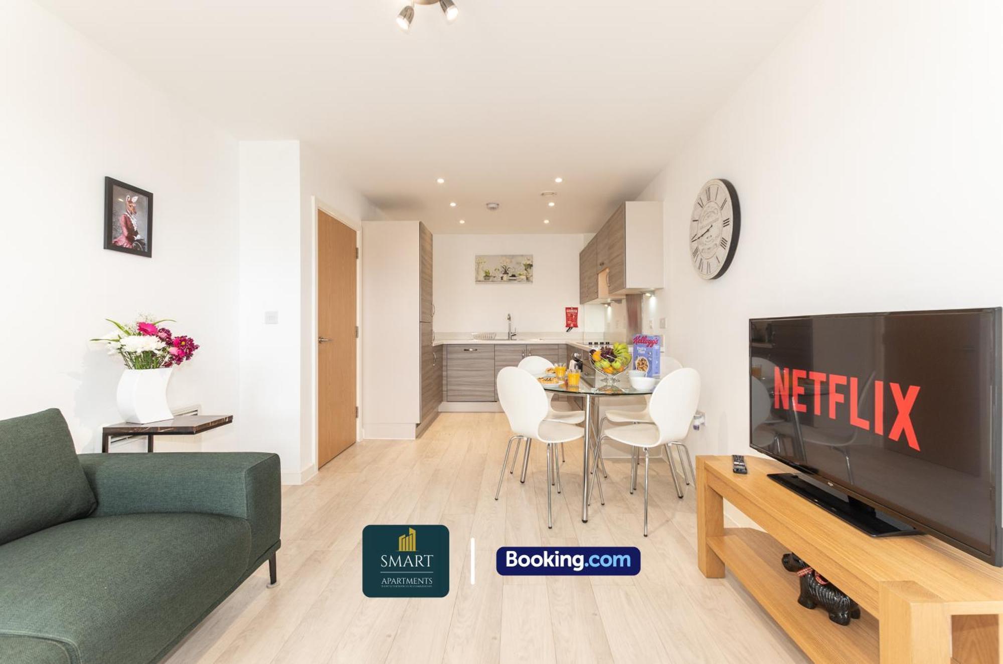 Spacious City Center Apartment By Smart Apartments Short Lets & Serviced Accommodation Apartment Southampton With Free Wifi מראה חיצוני תמונה