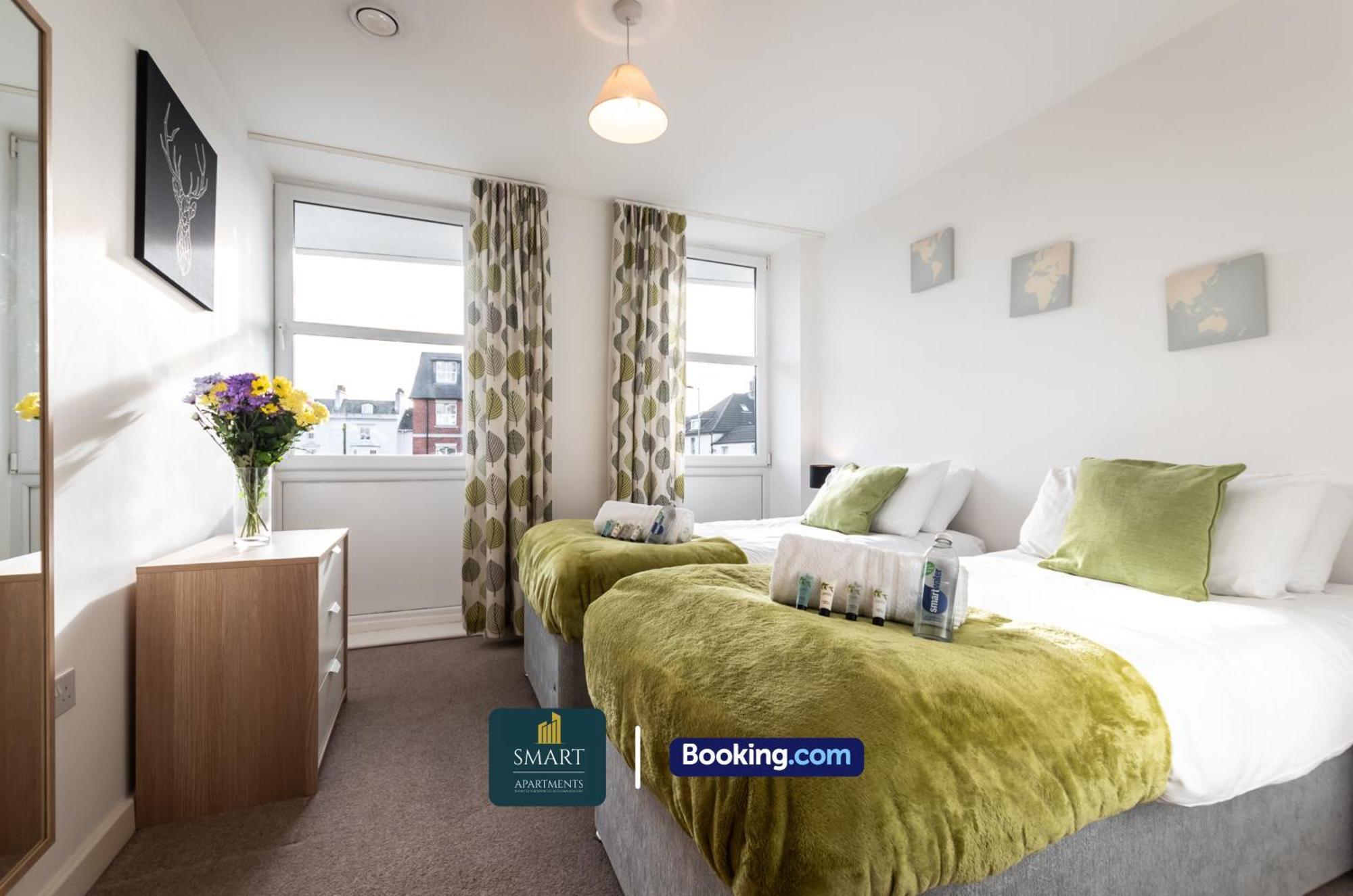 Spacious City Center Apartment By Smart Apartments Short Lets & Serviced Accommodation Apartment Southampton With Free Wifi מראה חיצוני תמונה