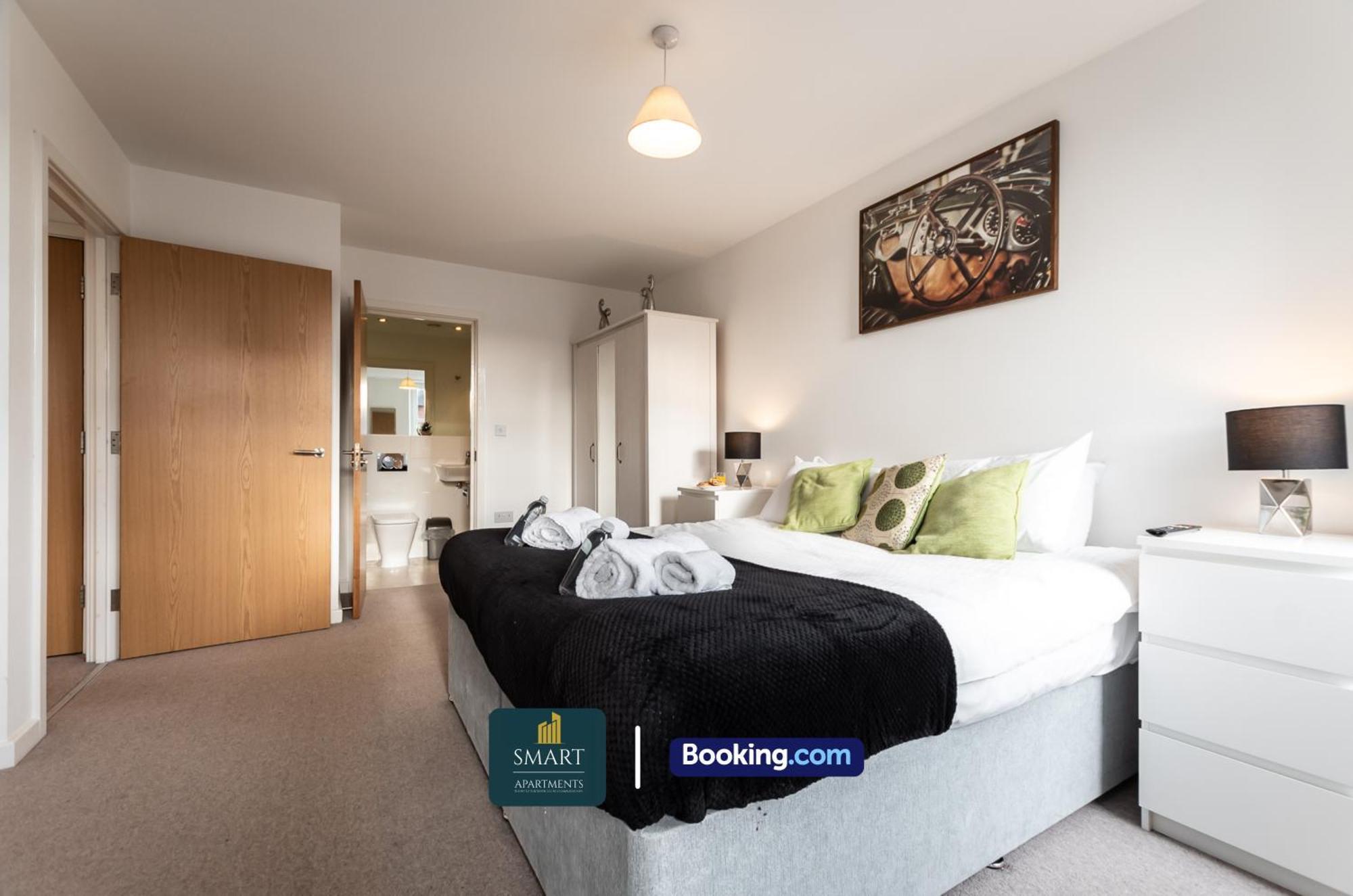 Spacious City Center Apartment By Smart Apartments Short Lets & Serviced Accommodation Apartment Southampton With Free Wifi מראה חיצוני תמונה