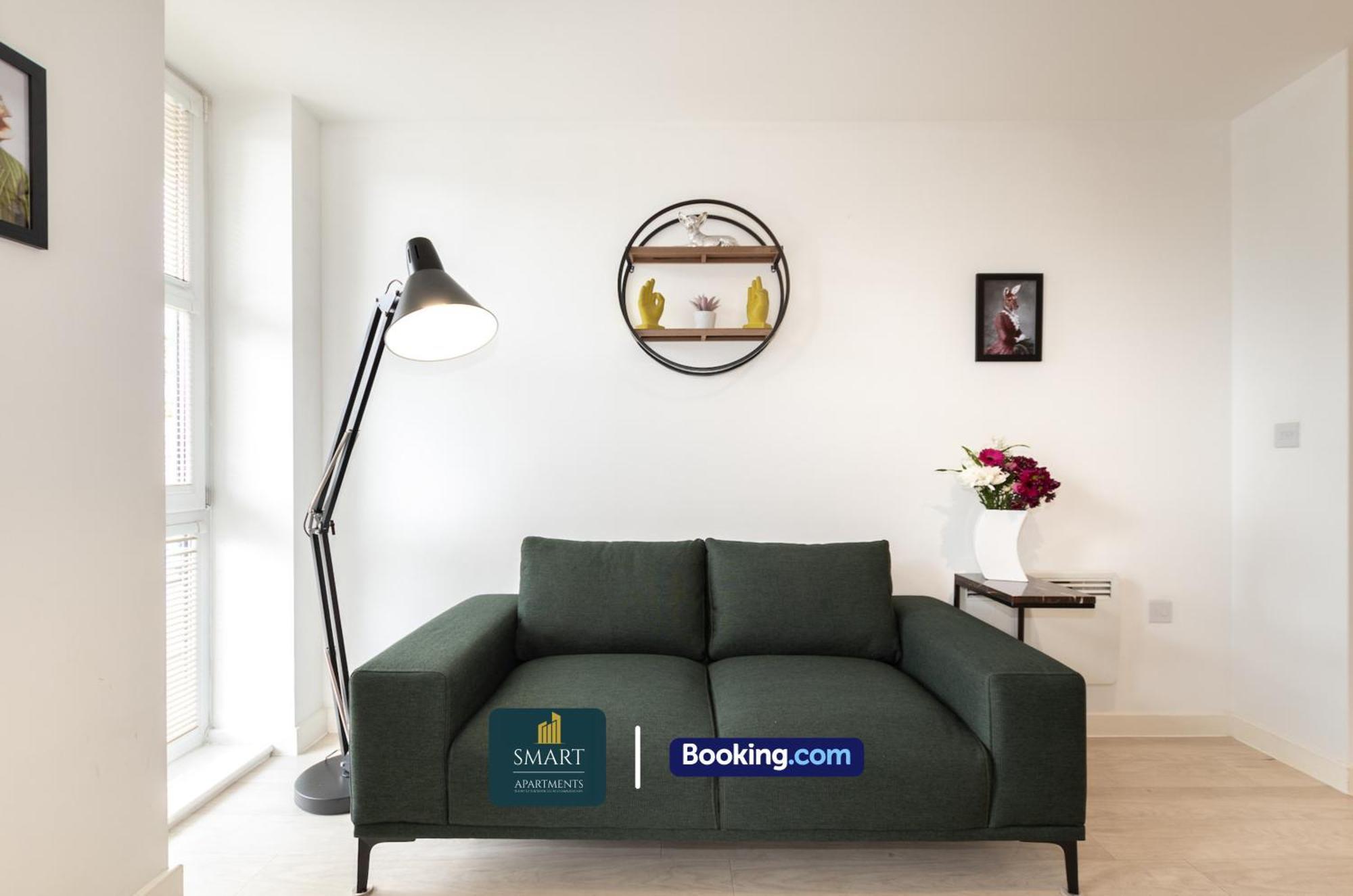 Spacious City Center Apartment By Smart Apartments Short Lets & Serviced Accommodation Apartment Southampton With Free Wifi מראה חיצוני תמונה