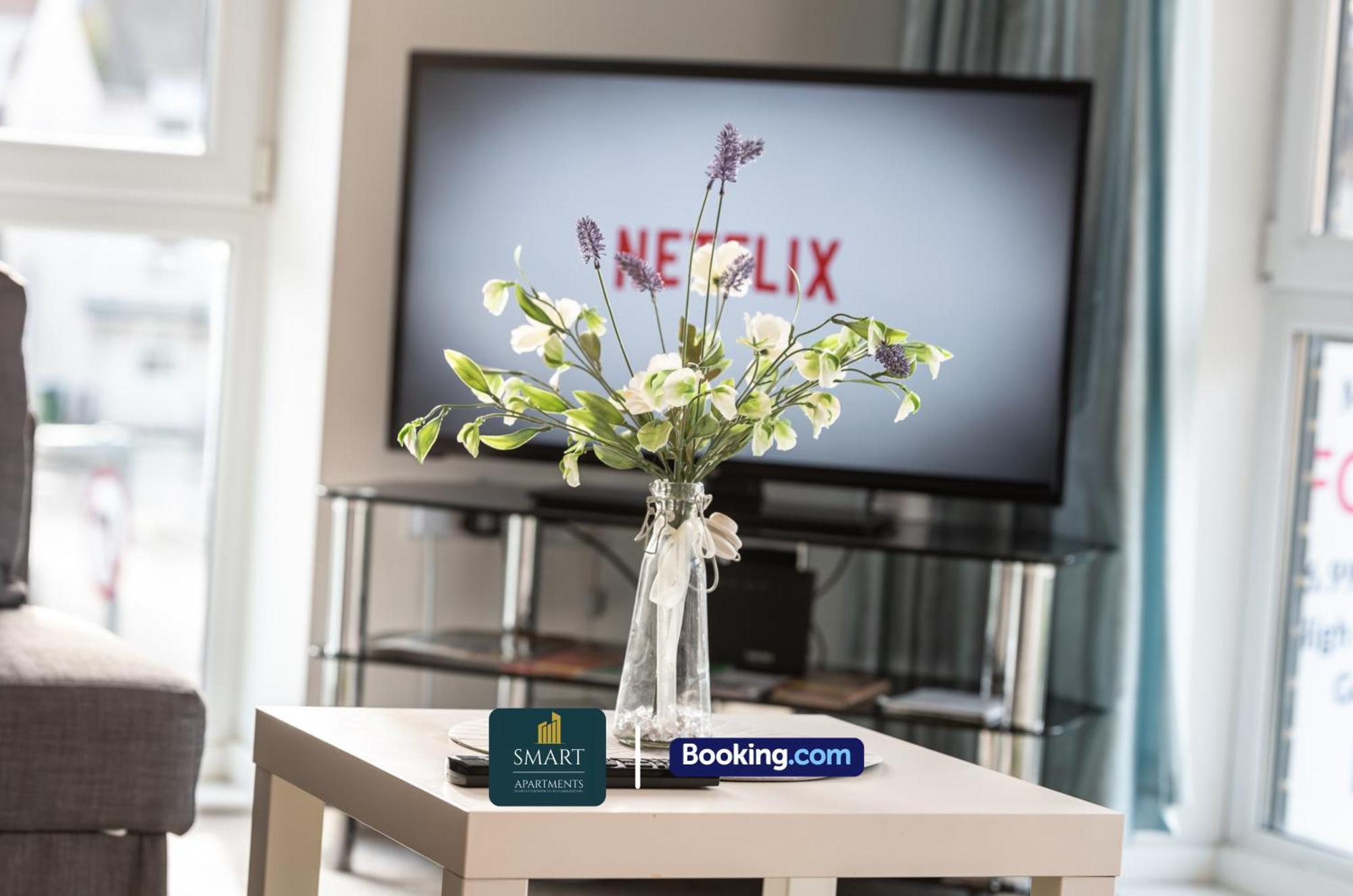 Spacious City Center Apartment By Smart Apartments Short Lets & Serviced Accommodation Apartment Southampton With Free Wifi מראה חיצוני תמונה